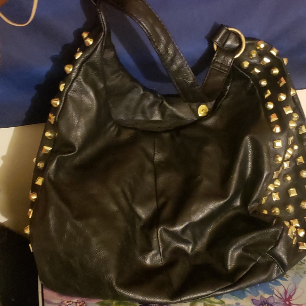 Black Purse w/ Gold Studs